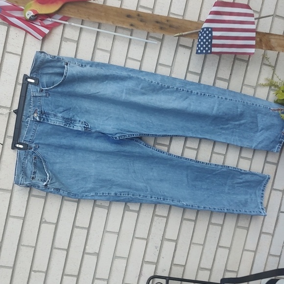 Wrangler 👖 - Picture 2 of 11